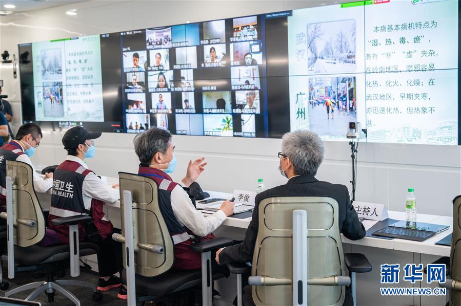(Xinhua all-media headlines and graphic interaction) (4) White armor is the whole life &mdash; &mdash; Group image of medical staff in the global anti-epidemic battlefield