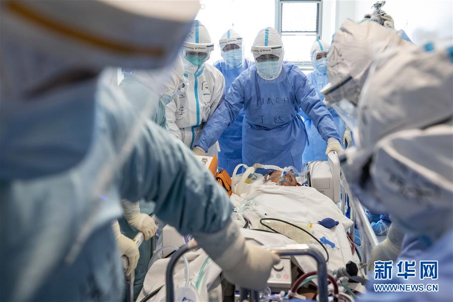 (Xinhua all-media headlines and graphic interaction) (17) White armor is the whole life &mdash; &mdash; Group image of medical staff in the global anti-epidemic battlefield